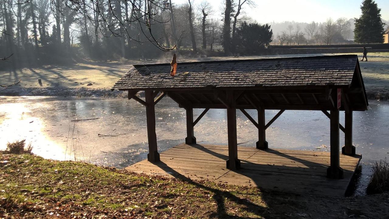 Le Vieux Moulin Hotell Hédé Exteriör bild